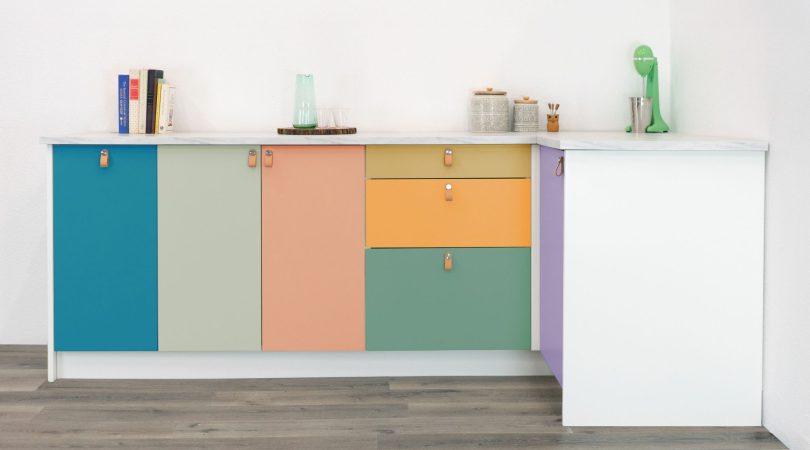 Kulor sample cabinet Kulor sample cabinet