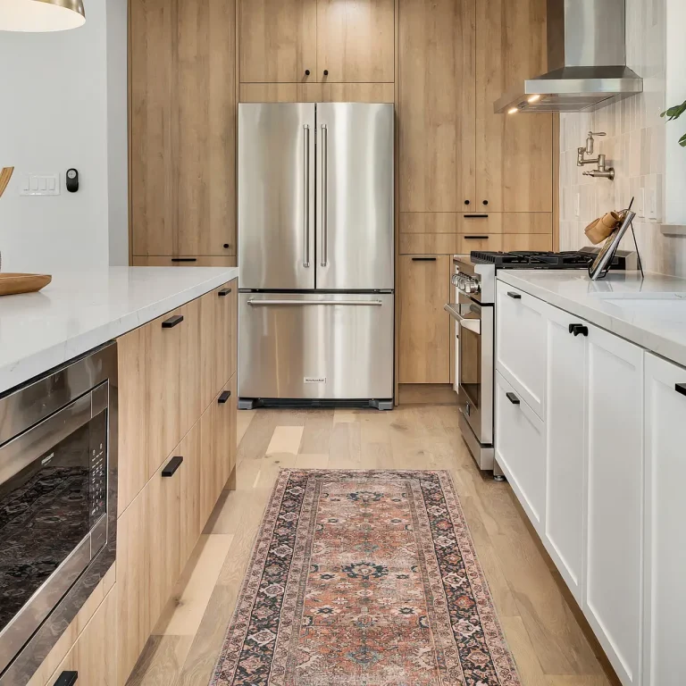 TWO TONE KITCHEN